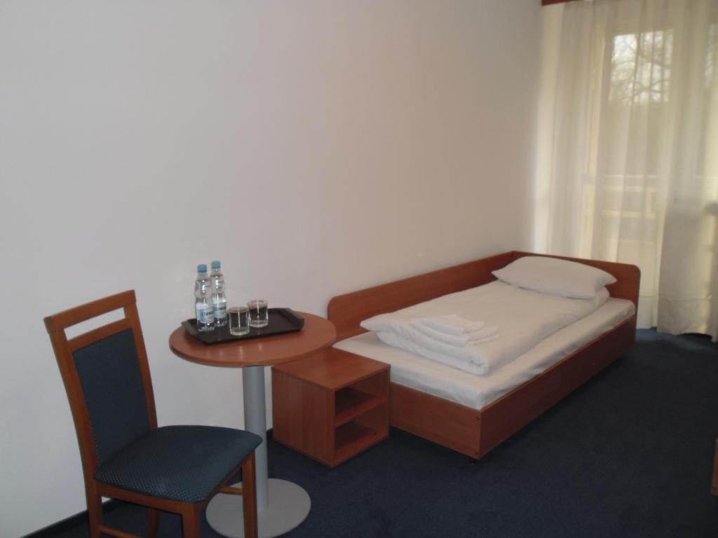 Irss Osrodek Szkoleniowy Hotel Bialobrzegi  Exterior photo